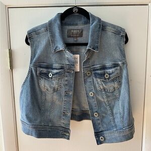 NWT Torrid Country Roads Wash Denim Vest Plus Size 2X 18/20